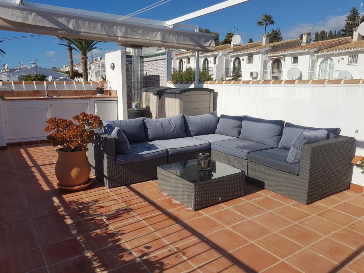 Bonita Villa En Nerja Casa Palomas Exterior foto